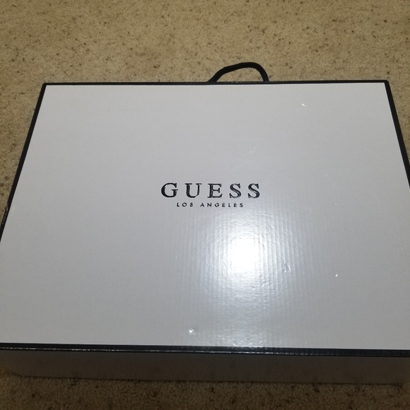 🥂NIB GUESS Seaton Boots🥂 - Picture 7 of 7